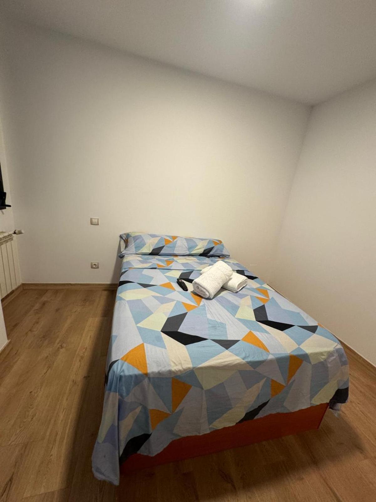 Marssuites Zapata Madrid Exteriör bild