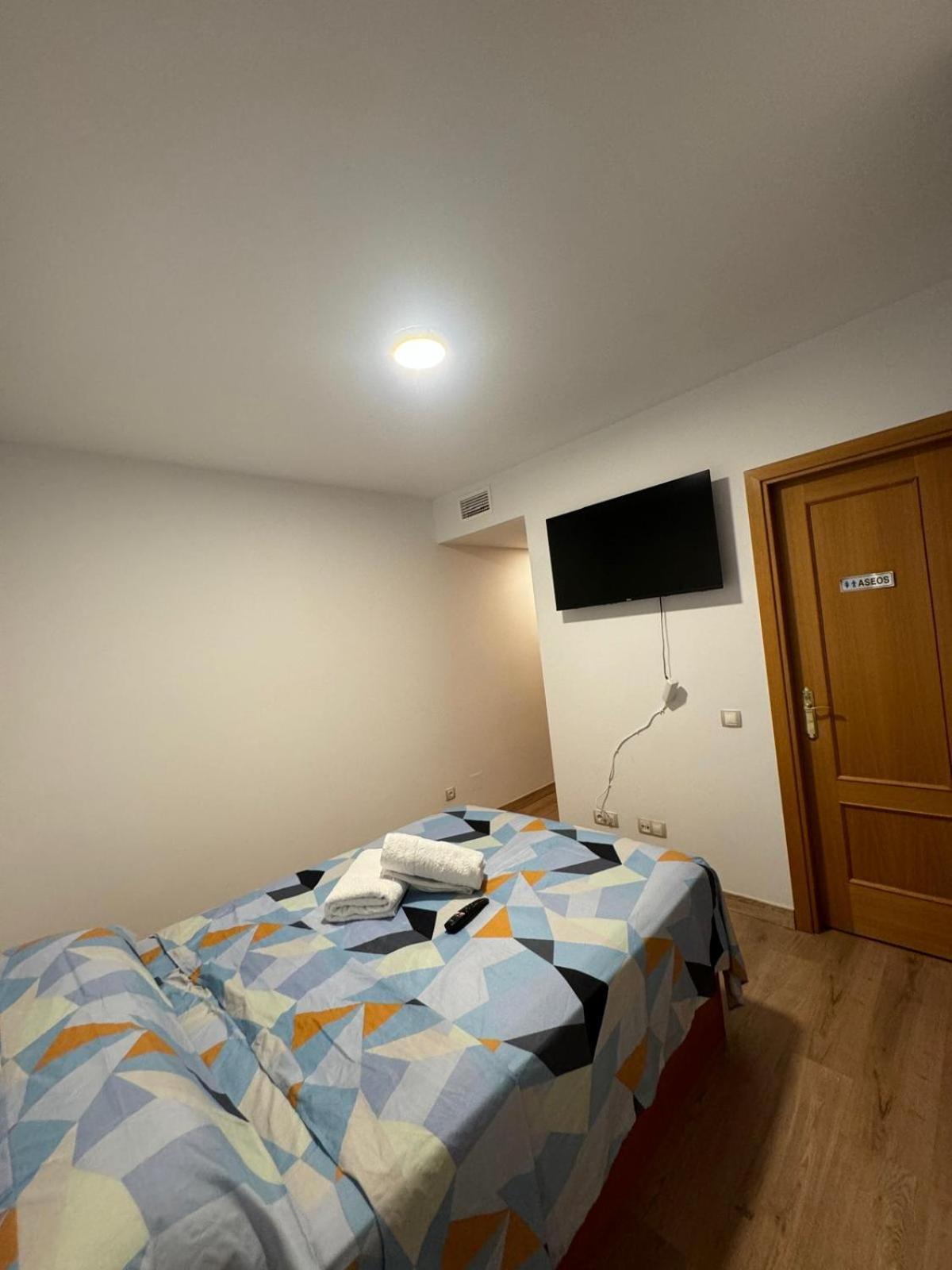 Marssuites Zapata Madrid Exteriör bild