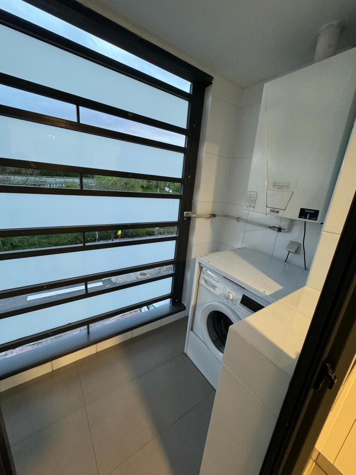 Marssuites Zapata Madrid Exteriör bild