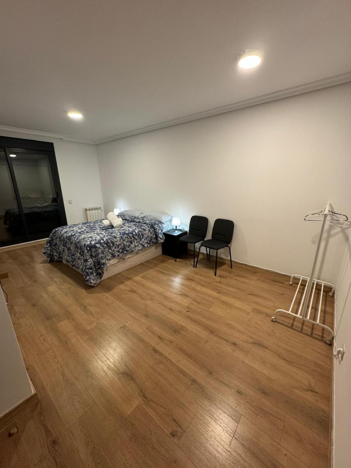 Marssuites Zapata Madrid Exteriör bild